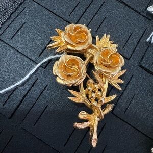 S80. Coro Gold Rose Brooch